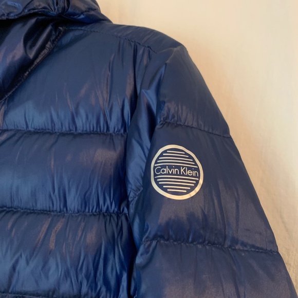 Calvin Klein royal blue packable lightweight down filled hooded jacket - Picture 4 of 7